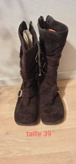 Botte marron en daim taille 39